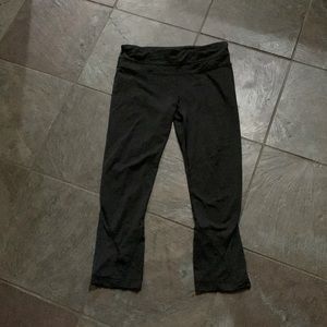 Lululemon capris